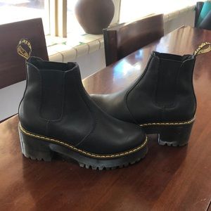 Rometty platform Chelsea boots